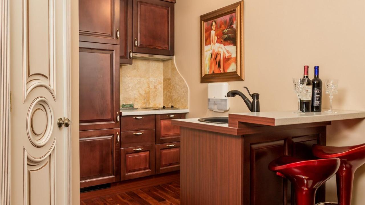 Apartments Villa Bv โอปาติยา ภายนอก รูปภาพ